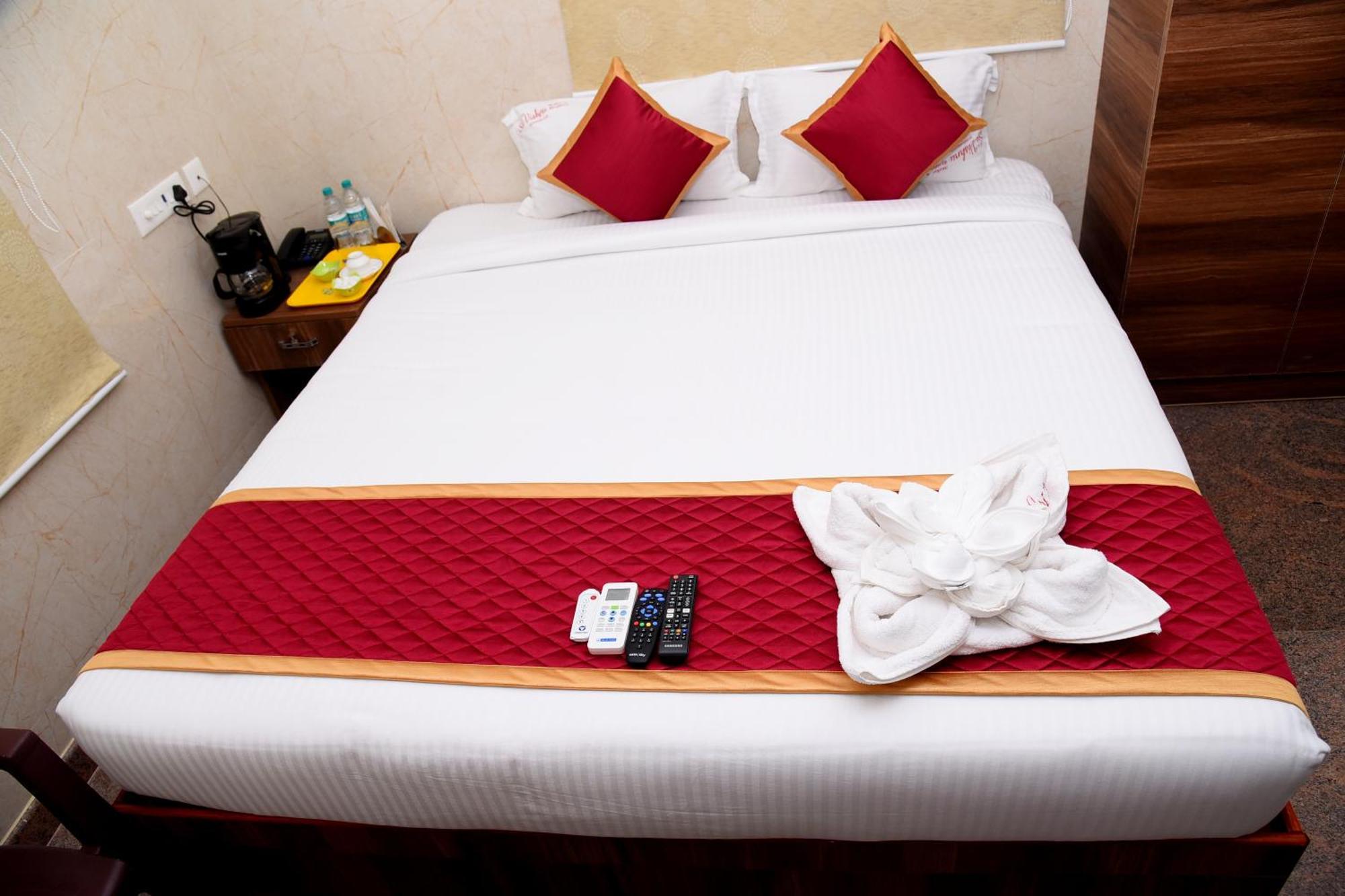 Hotel Sri Vishnu Residency Sriperumbudur Exterior foto